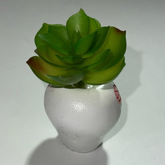 Day Of The Dead Desktop Ceramic Sugar Skull Artifical Succulent Plant Figure - Picture 8 of 11